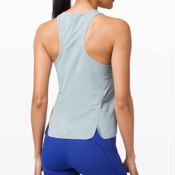 Lululemon Find Your Pace Tank
Blue Cast Reflective - Picture 2 of 9